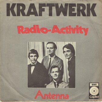 Kraftwerk - Radio-Activity
